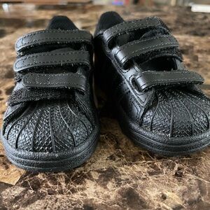 Toddler Velcro Superstar